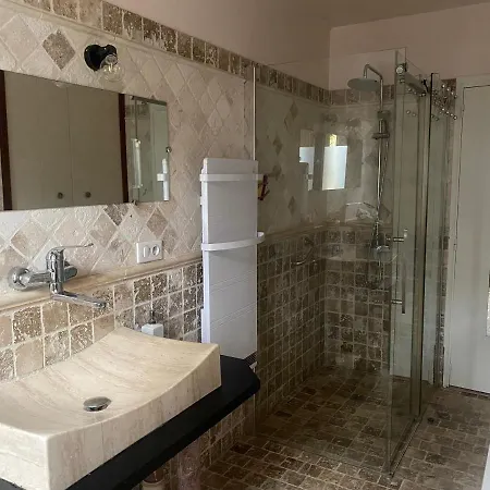 Frühstückspension Maison Lacourrege Urgosse