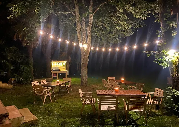 Bed and Breakfast Maison Lacourrege