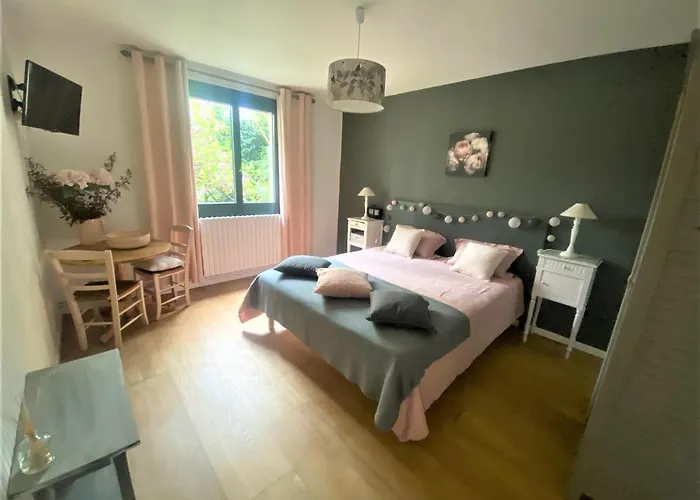 Bed and Breakfast Maison Lacourrege