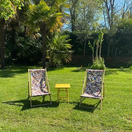 Couette-café Maison Lacourrege