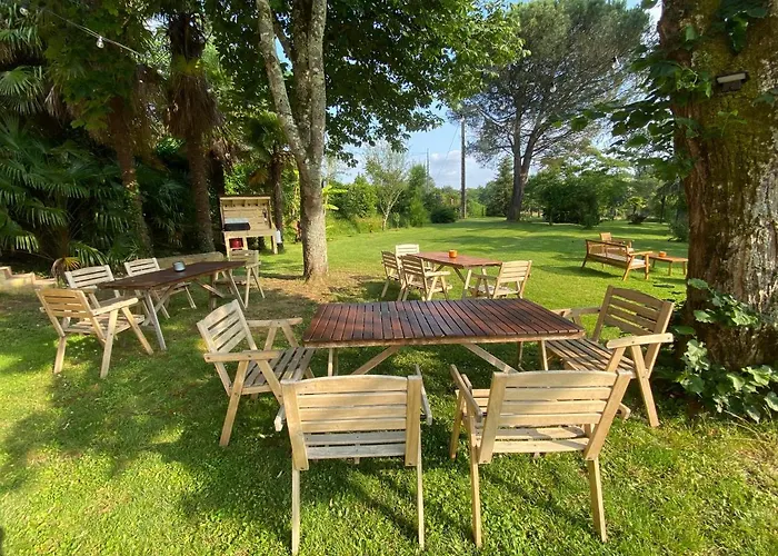 Maison Lacourrege Bed & Breakfast Urgosse